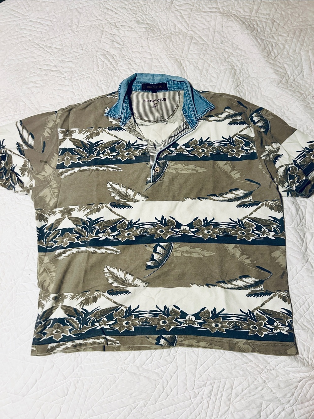 Men’s Friday Club Tropical Print Polo Shirt With Denim Collar